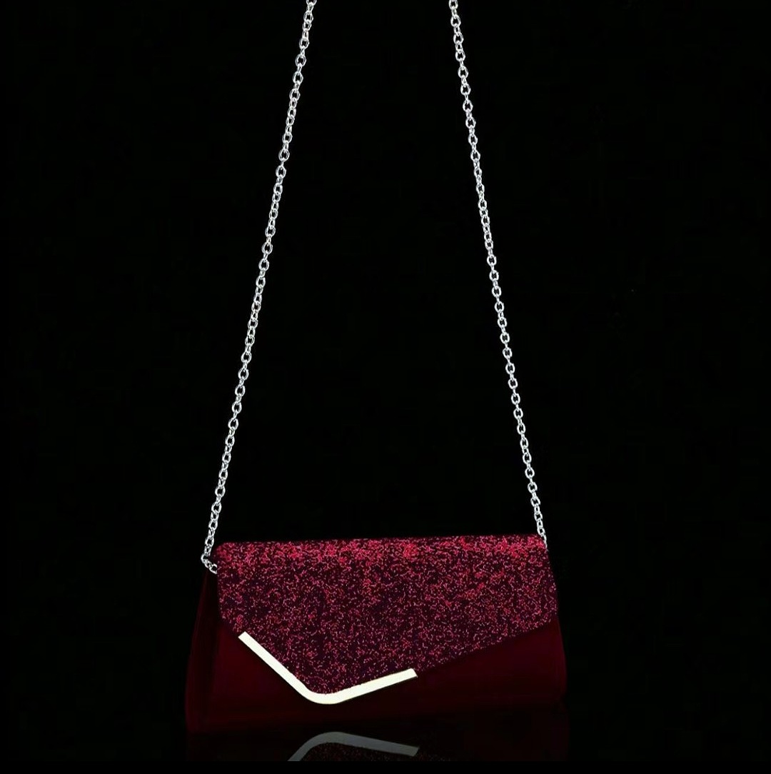 luxurious and light party chain commuting handbag with shiny luxury jewelry RED